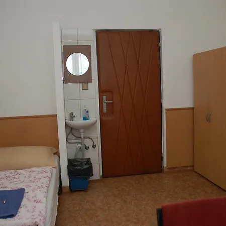 Sedlec بيت ضيافة 2*